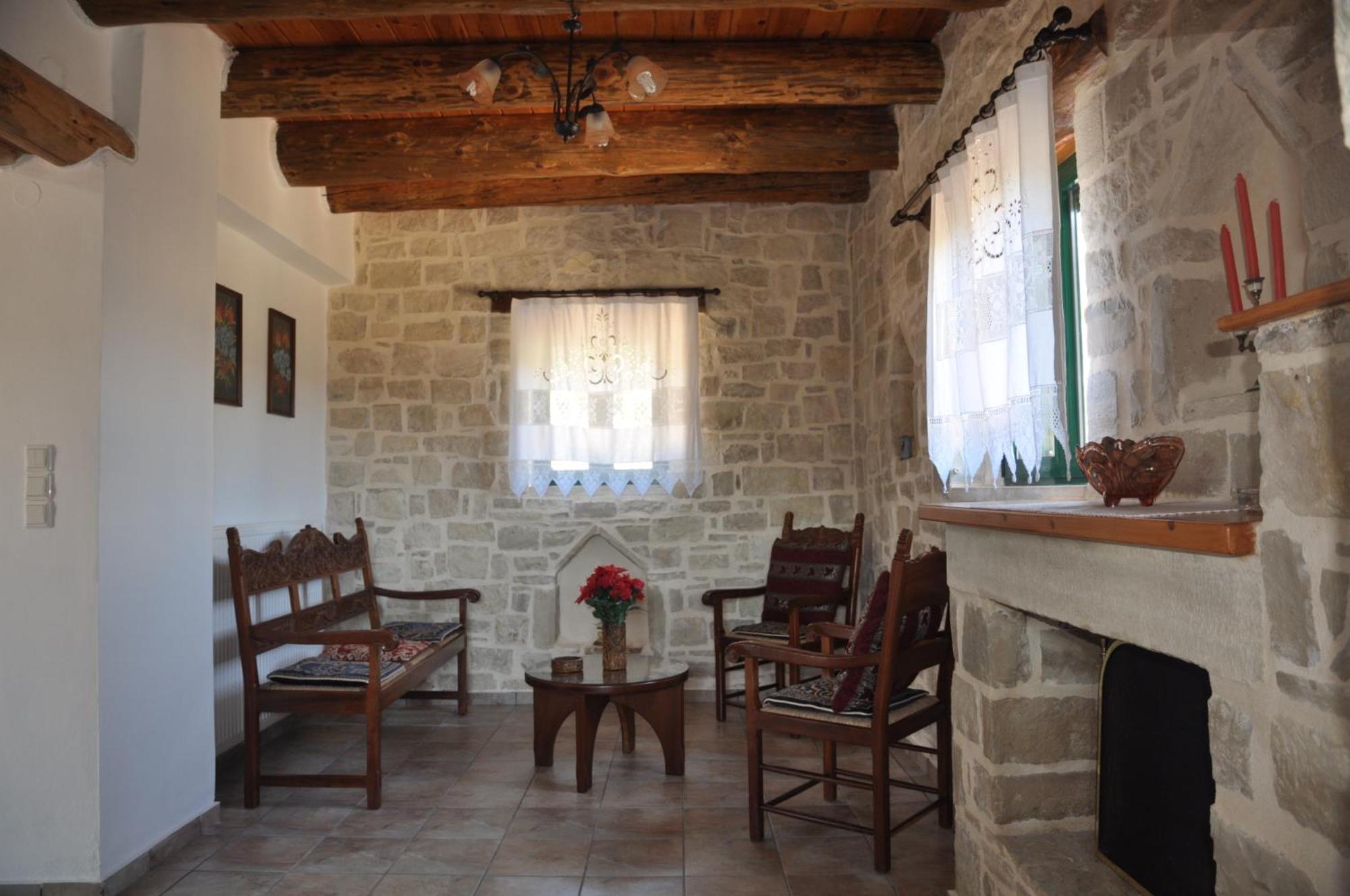 Kaloniktis Stratos Villas מראה חיצוני תמונה