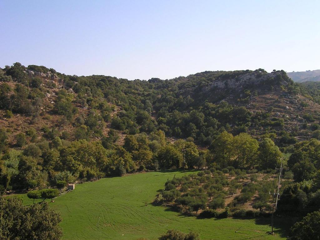 Kaloniktis Stratos Villas מראה חיצוני תמונה