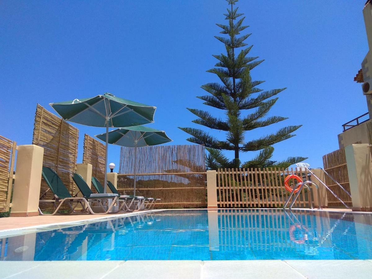 Kaloniktis Stratos Villas מראה חיצוני תמונה